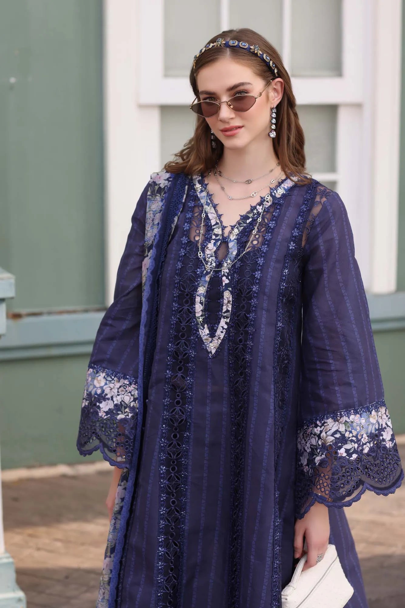 NOOR EID LUXE CHIKANKARI D-07