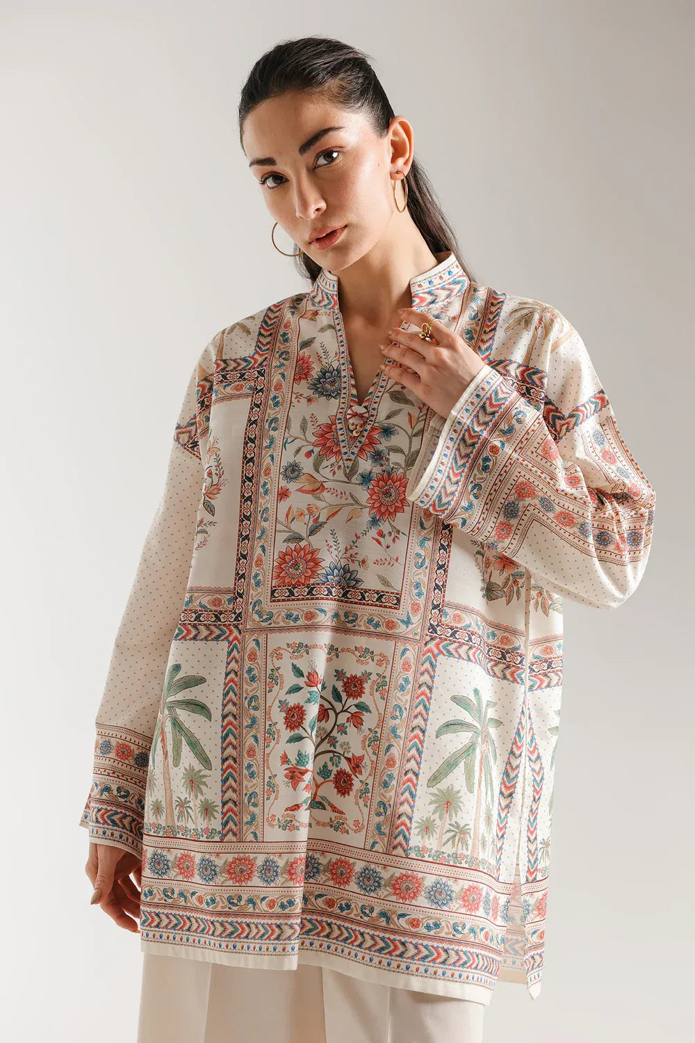 E8372-102-004 1PC ETHNIC