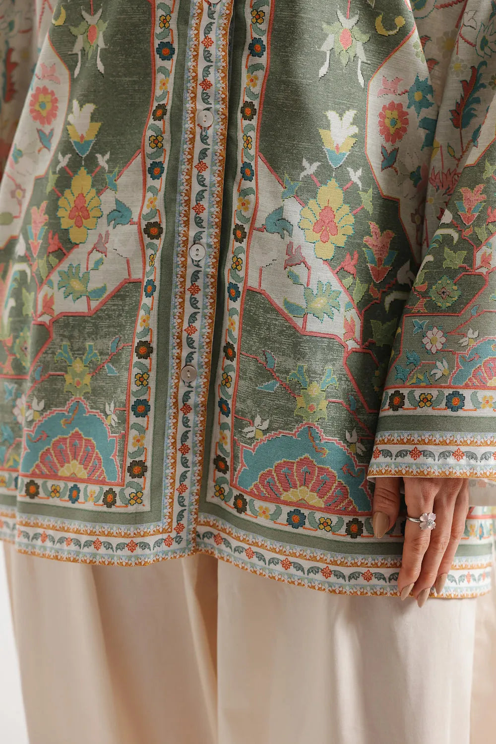 ETHNIC E8379-102-001 1PC