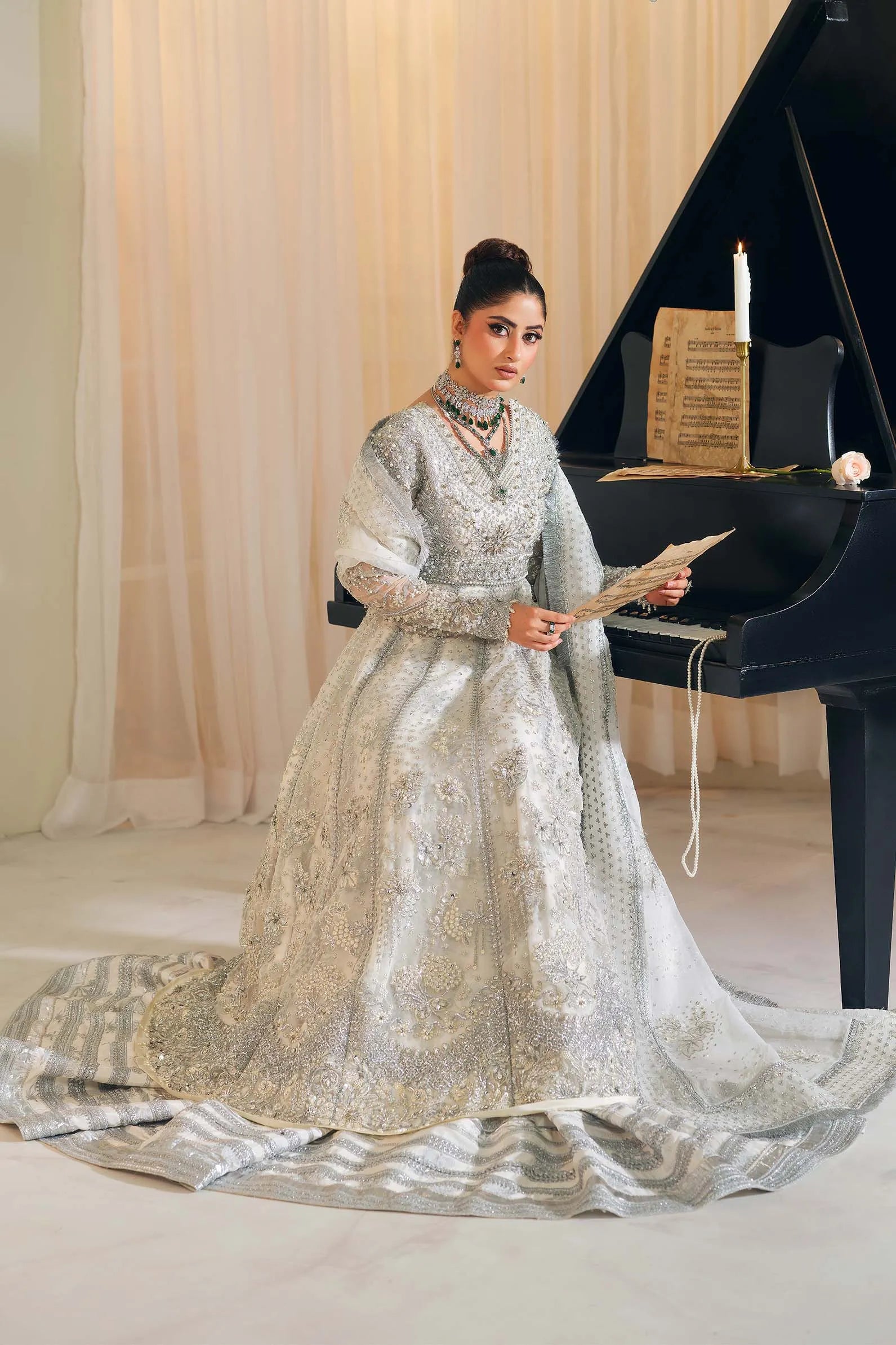 MARYAM HUSSAIN JHIL MIL