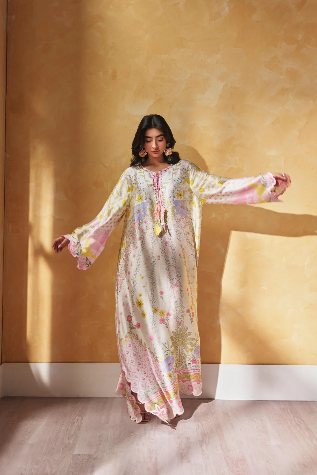 ZARAH NUR D-102 1PC