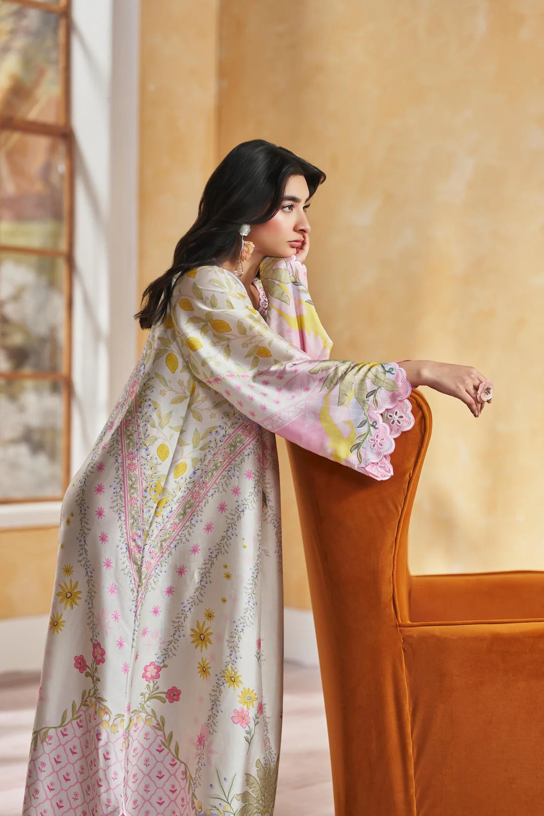 ZARAH NUR D-102 1PC