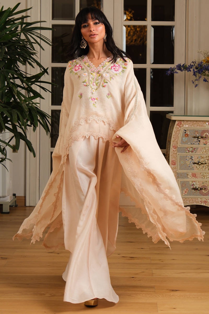 FARIDA HASAN BLUSH CAP 2PC