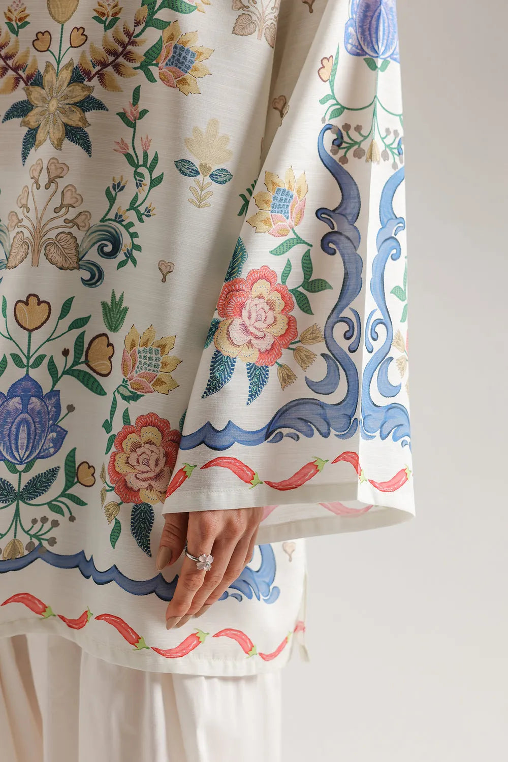 ETHNIC E7925-102-003 1PC