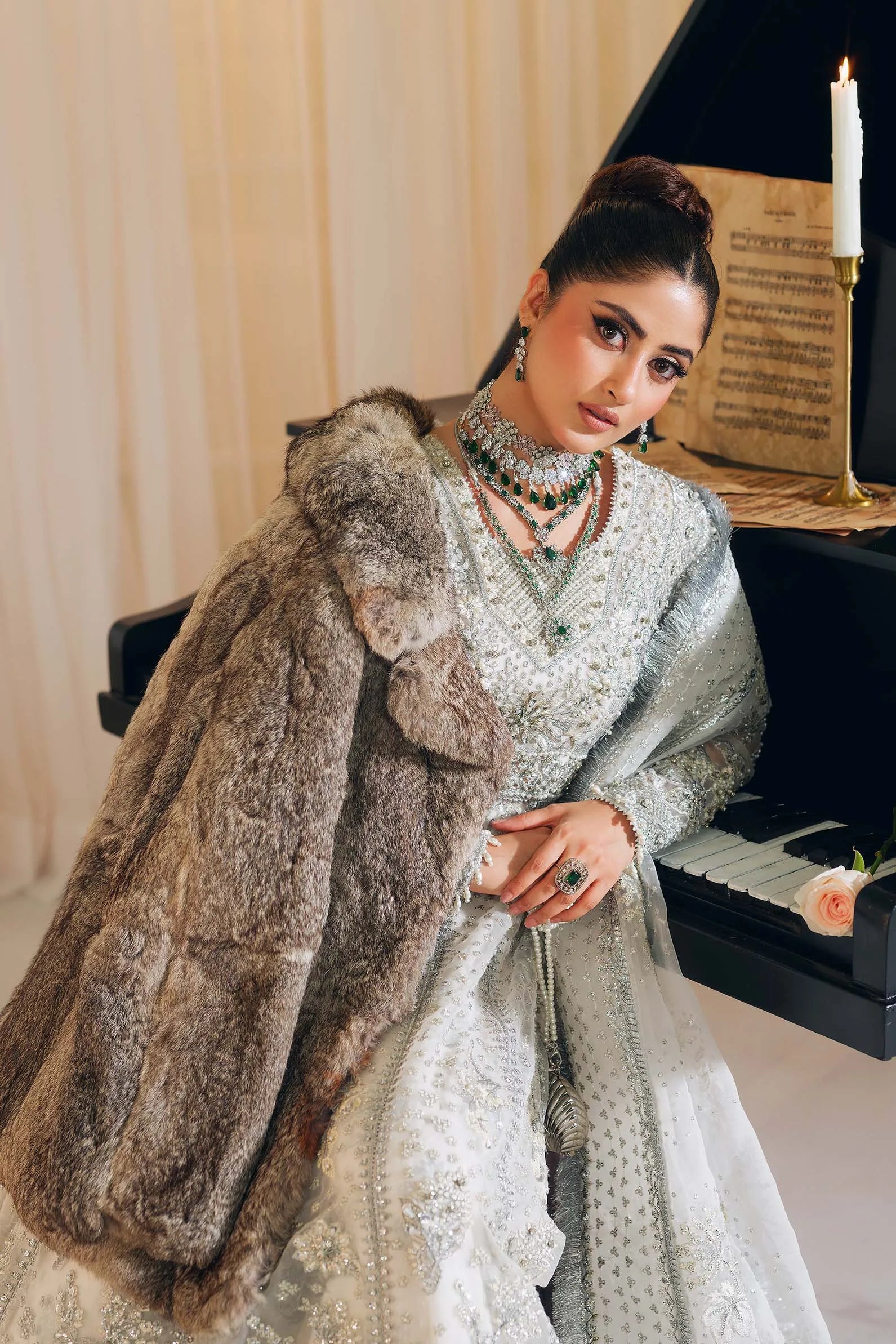 MARYAM HUSSAIN JHIL MIL