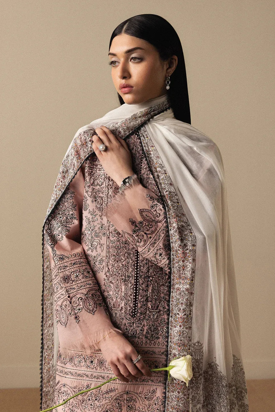 ZARA SHAHJAHAN SATORI AKAHANA