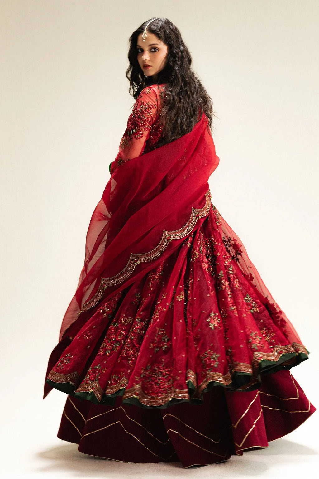 ZARA SHAHJAHAN D-02 SUROOR
