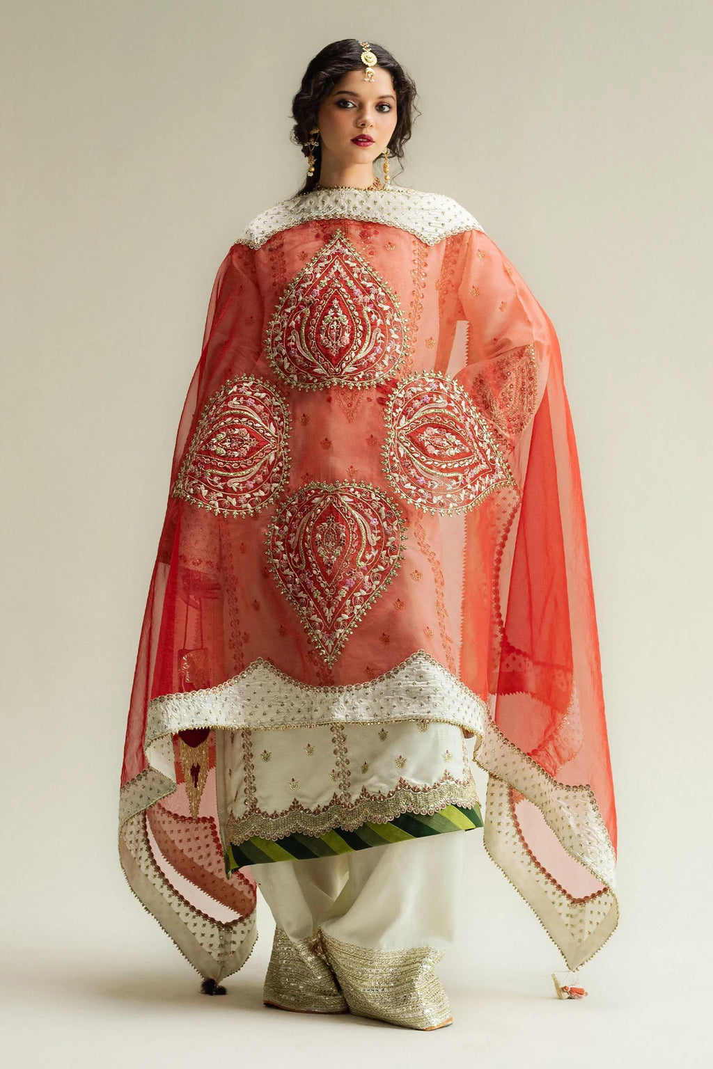 ZARA SHAHJAHAN D-04 SOZ