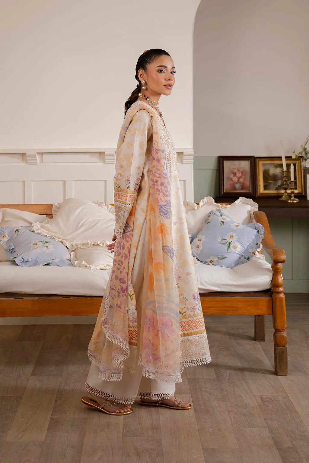 NEESHAY SUMMER LINES HONEY PEARL