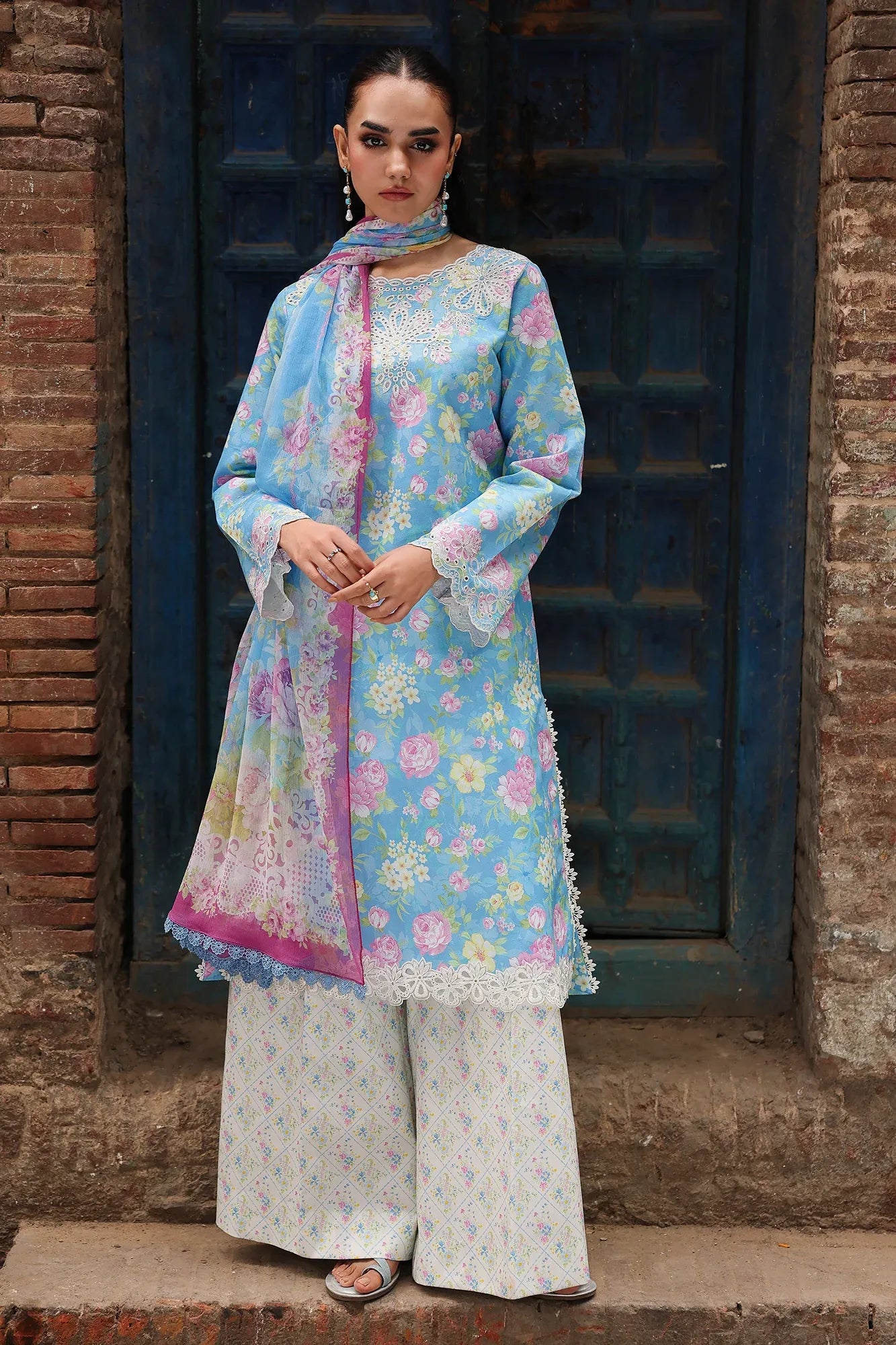 RAJBARI NISSA FLORAL SYMPHONY D-02
