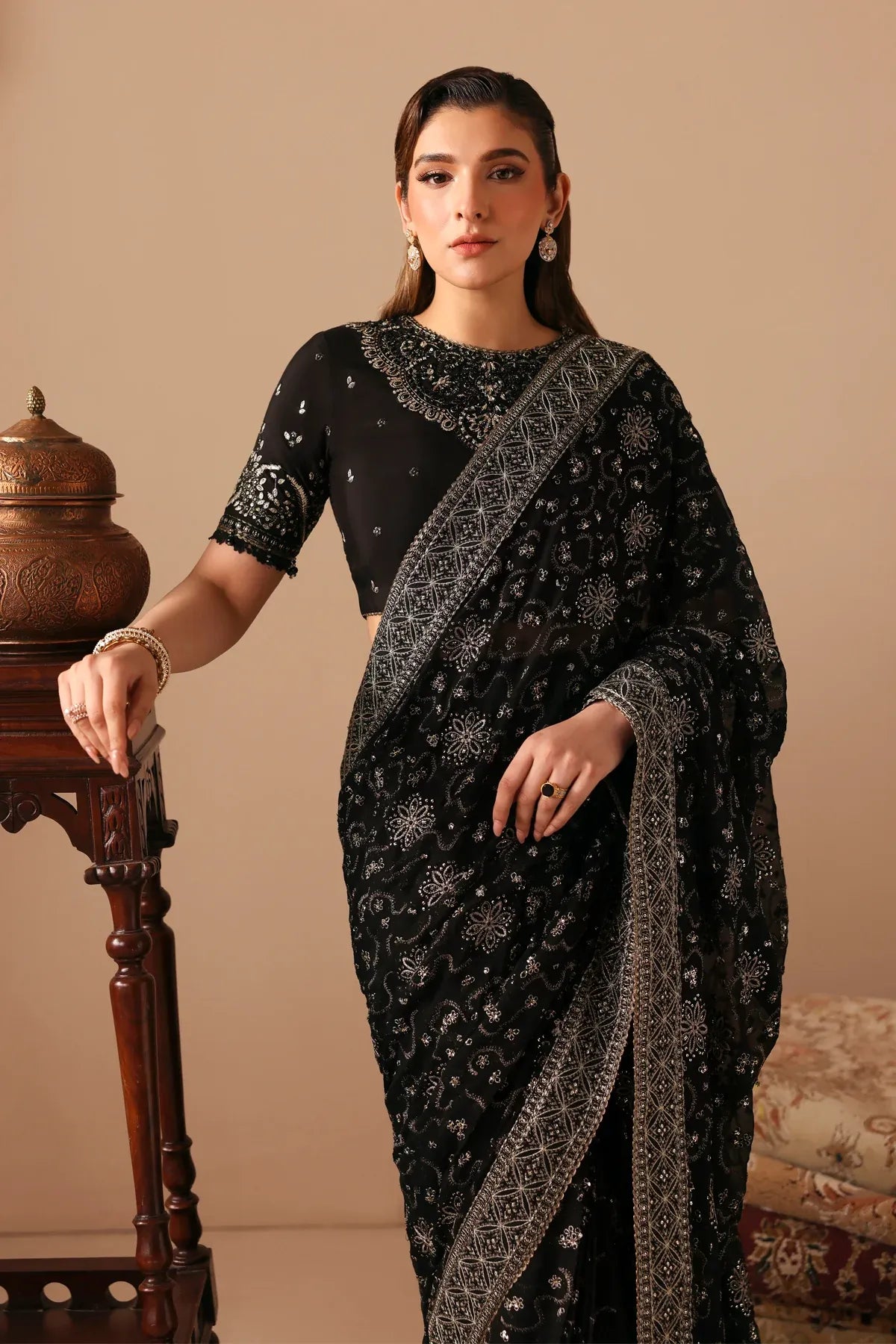 XENIA NEORAH LUXURY QAILAH