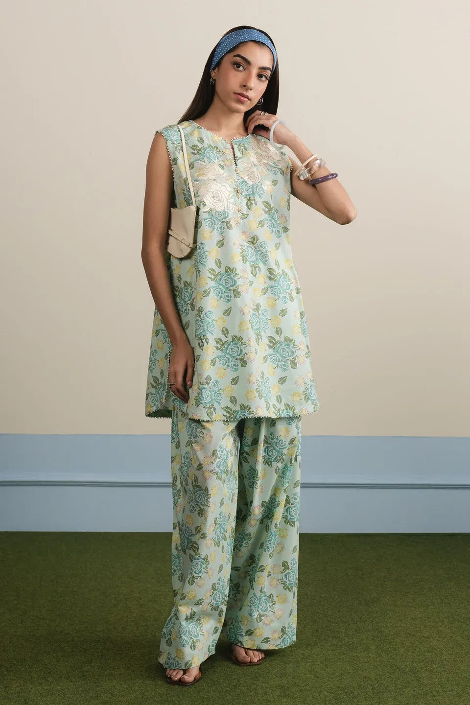 ZARA SHAHJAHAN CR26C1002 2PC