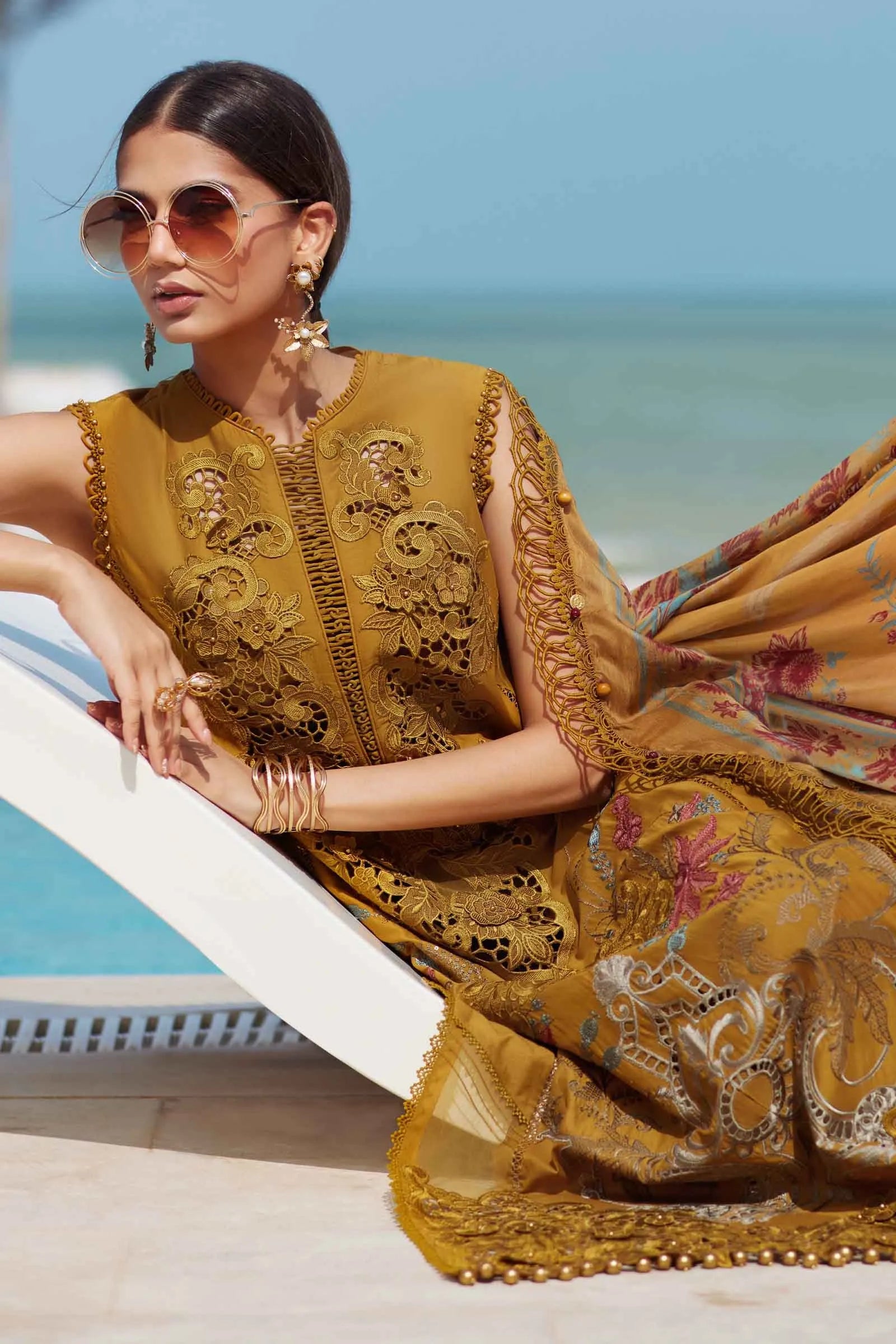 MARIA B LAWN D-25-06