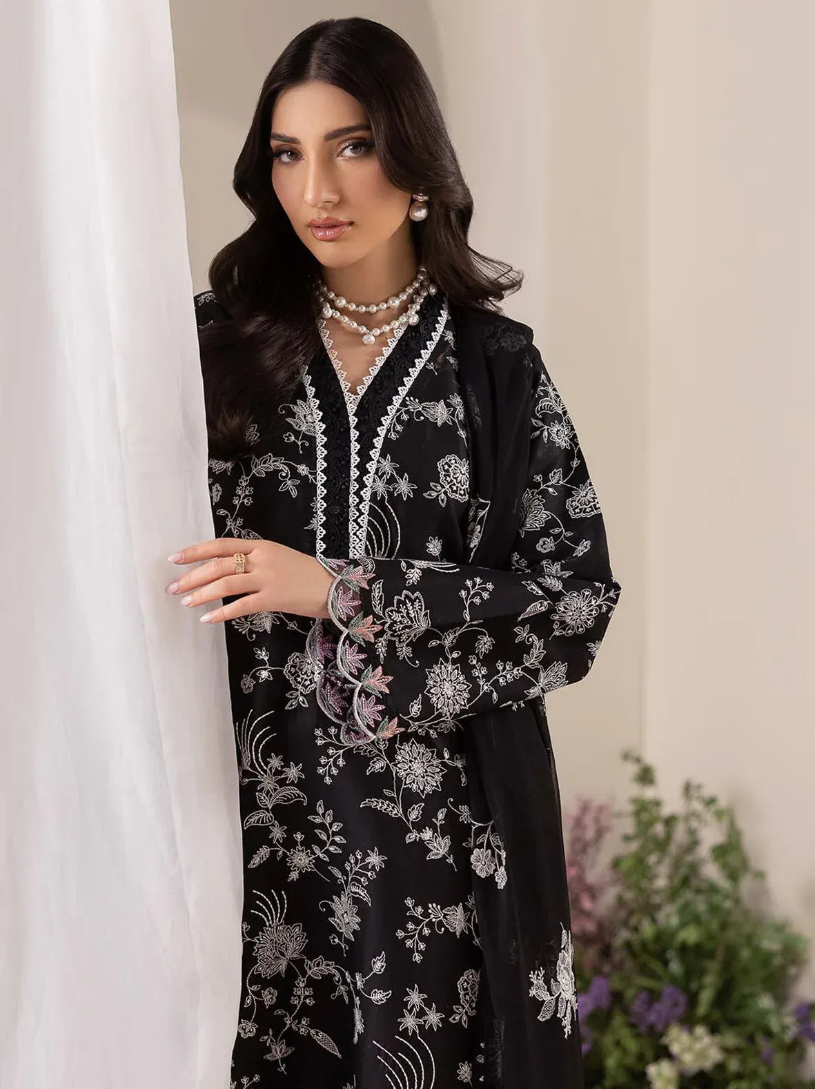 RAJBARI EXCLUSIVE EMBROIDERED CHIFFON D-10