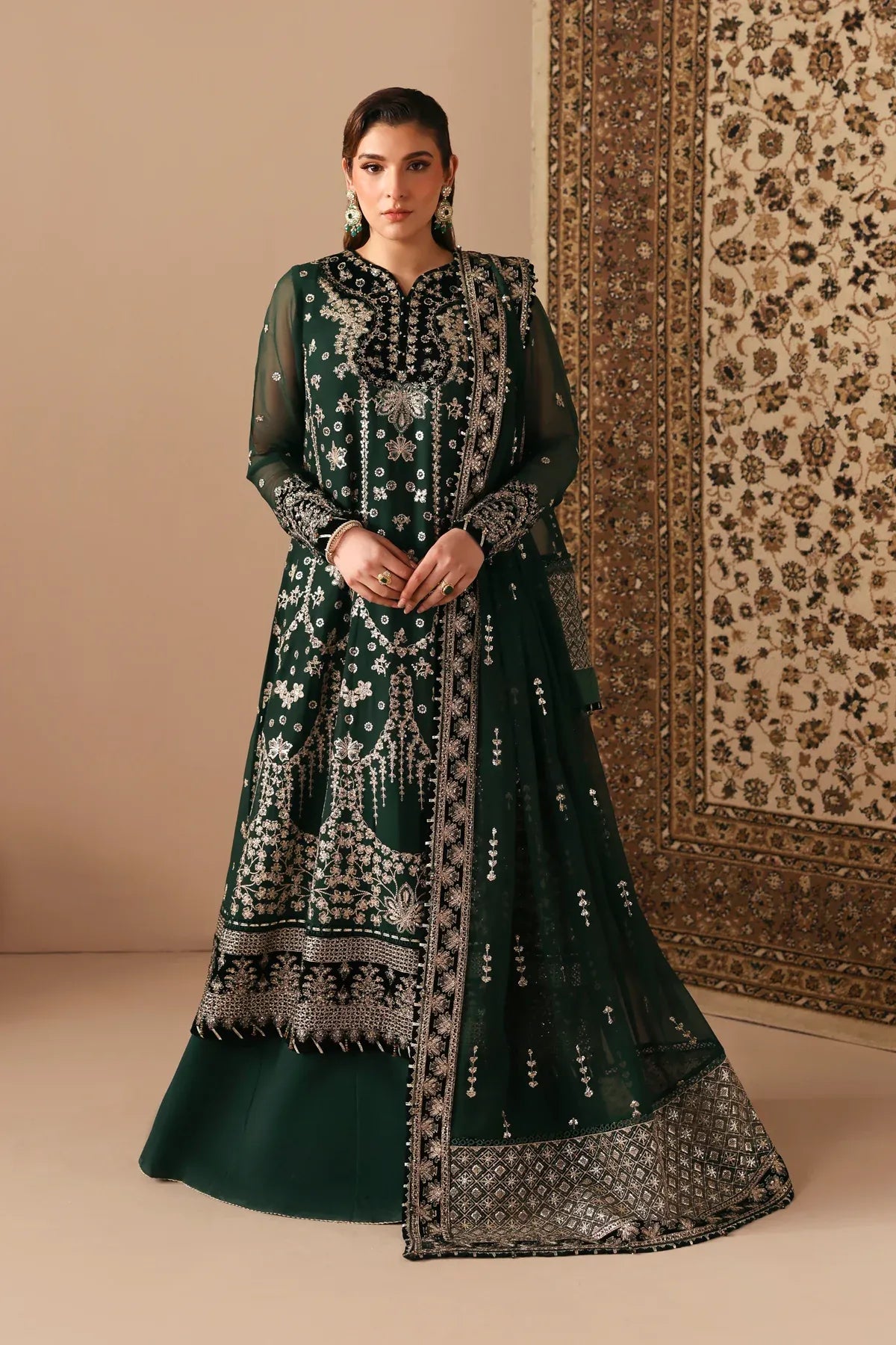 XENIA NEORAH LUXURY QAIFA