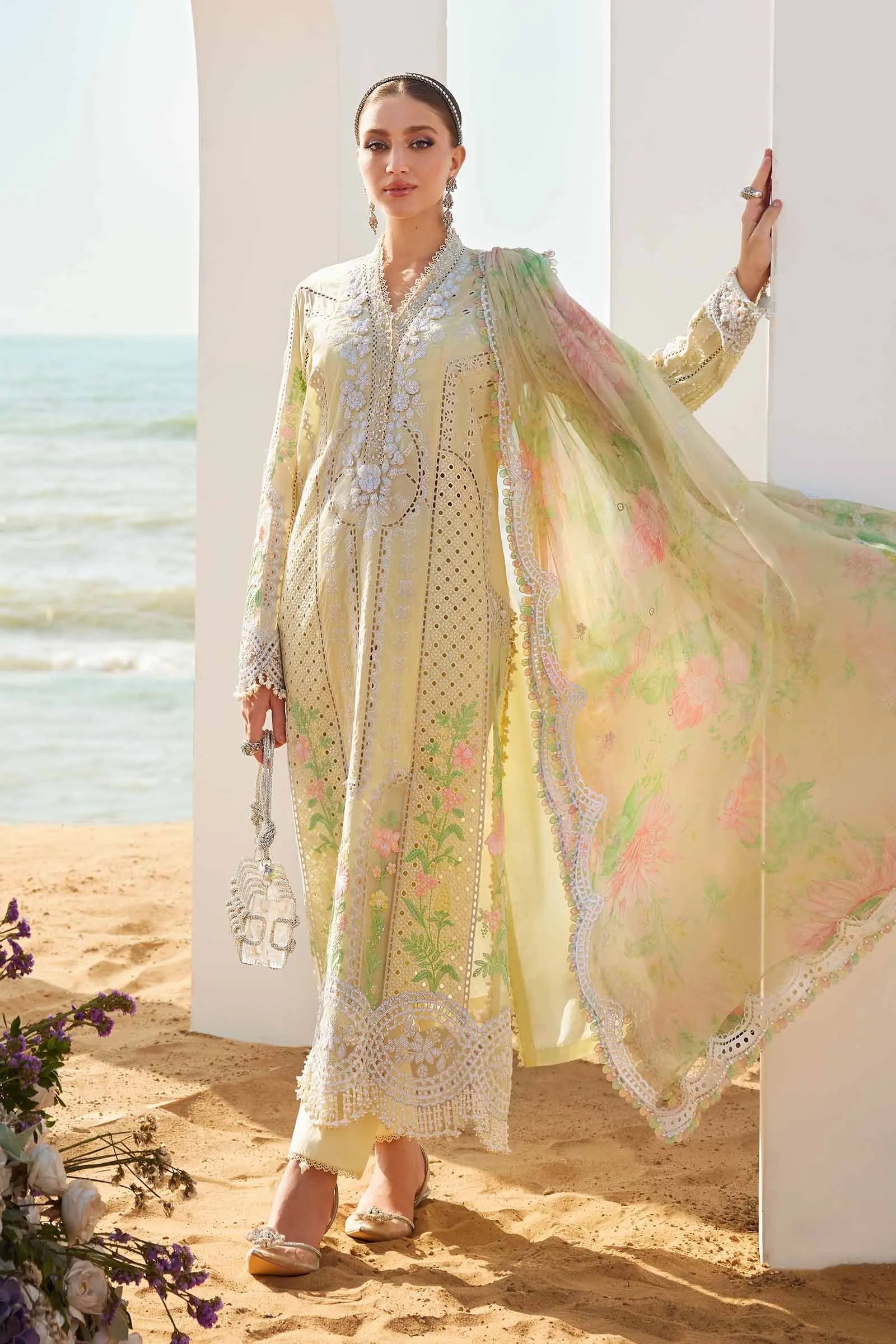 MARIA B LAWN D-25-04