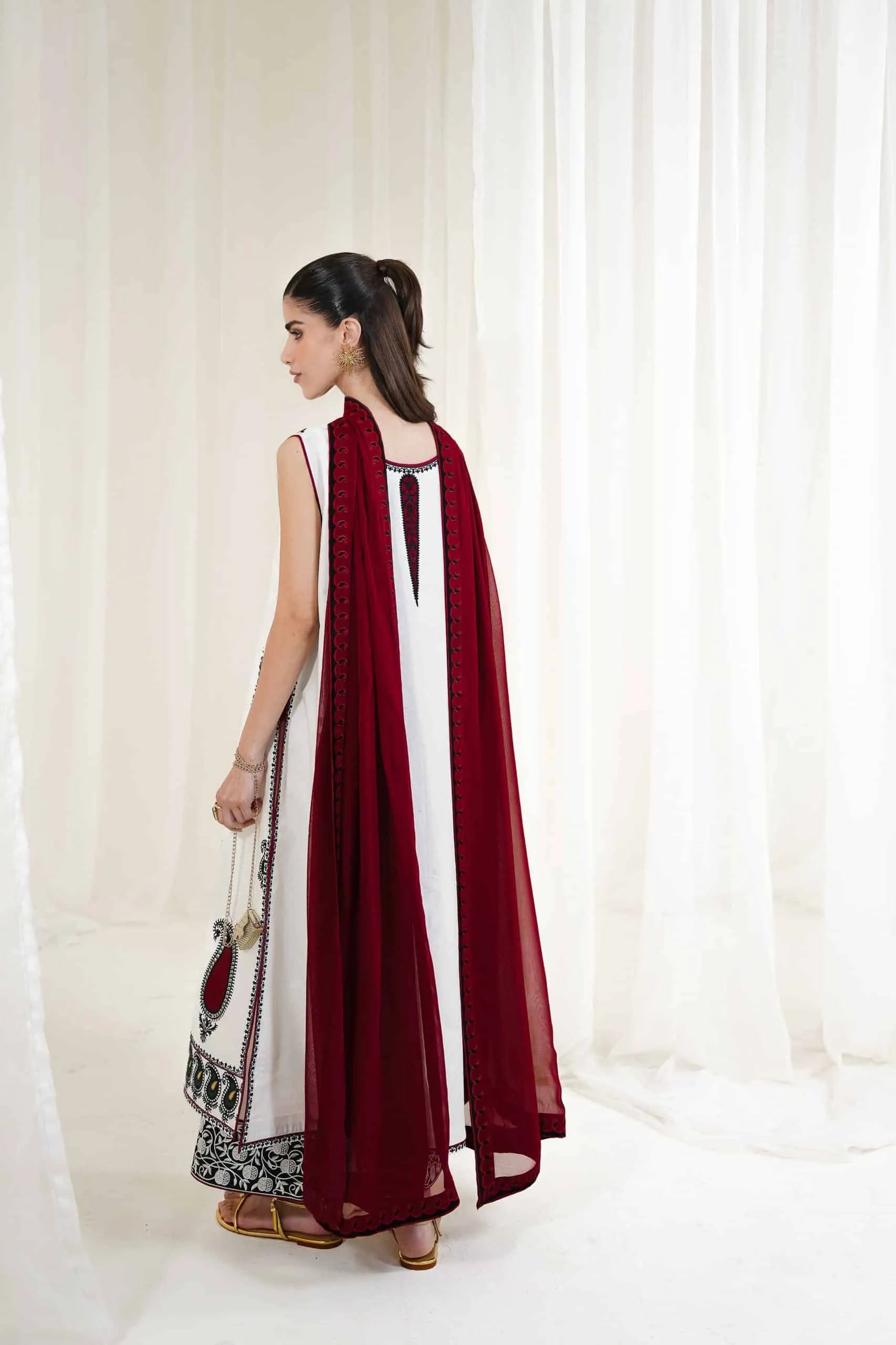 ZAIB WHITE-MAROON