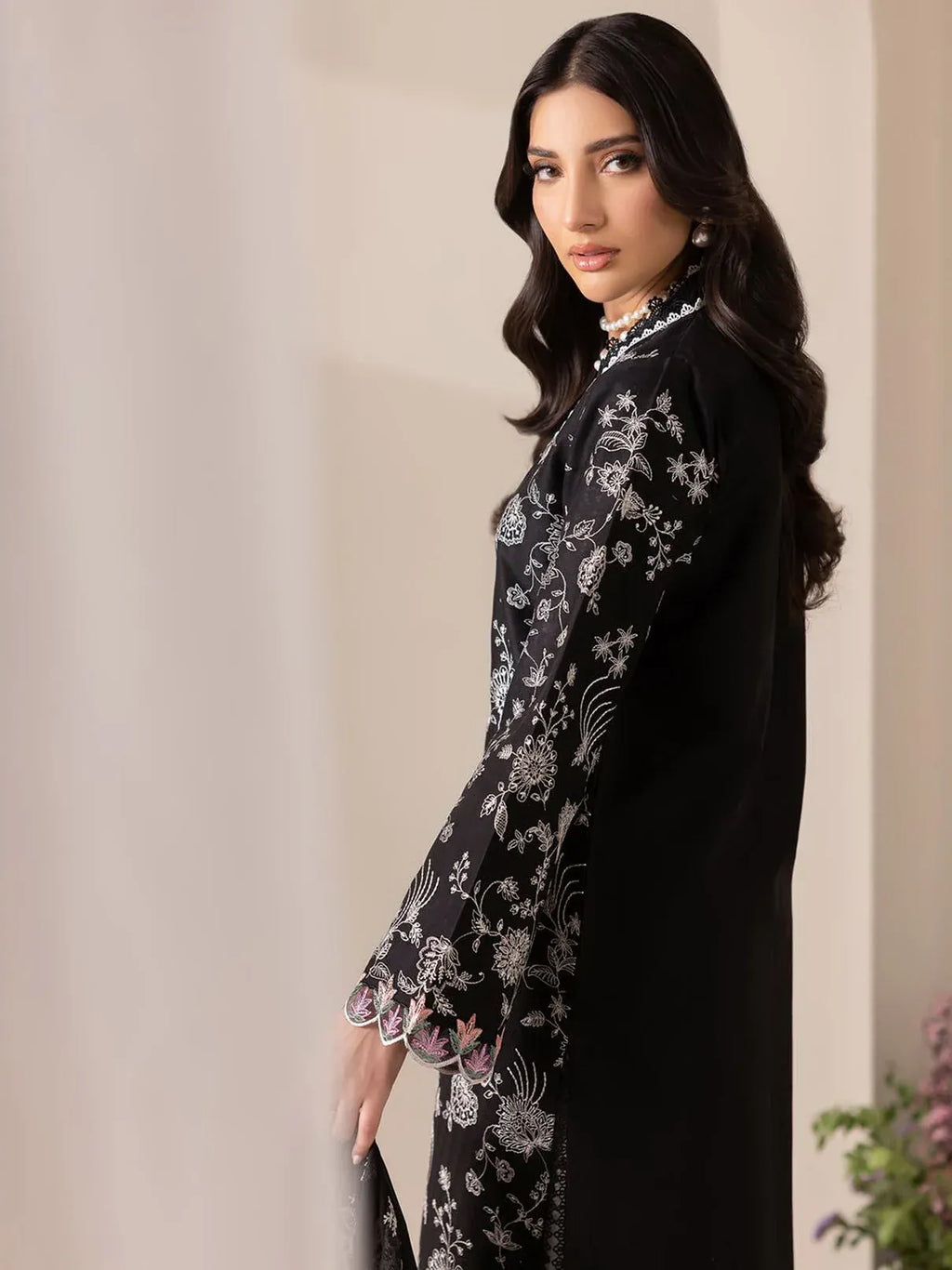 RAJBARI EXCLUSIVE EMBROIDERED CHIFFON D-10