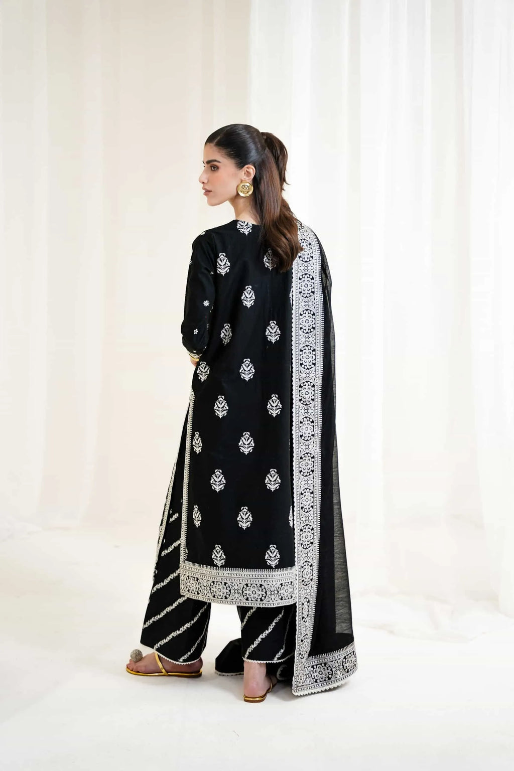 ZAIB BLACK LUXURY