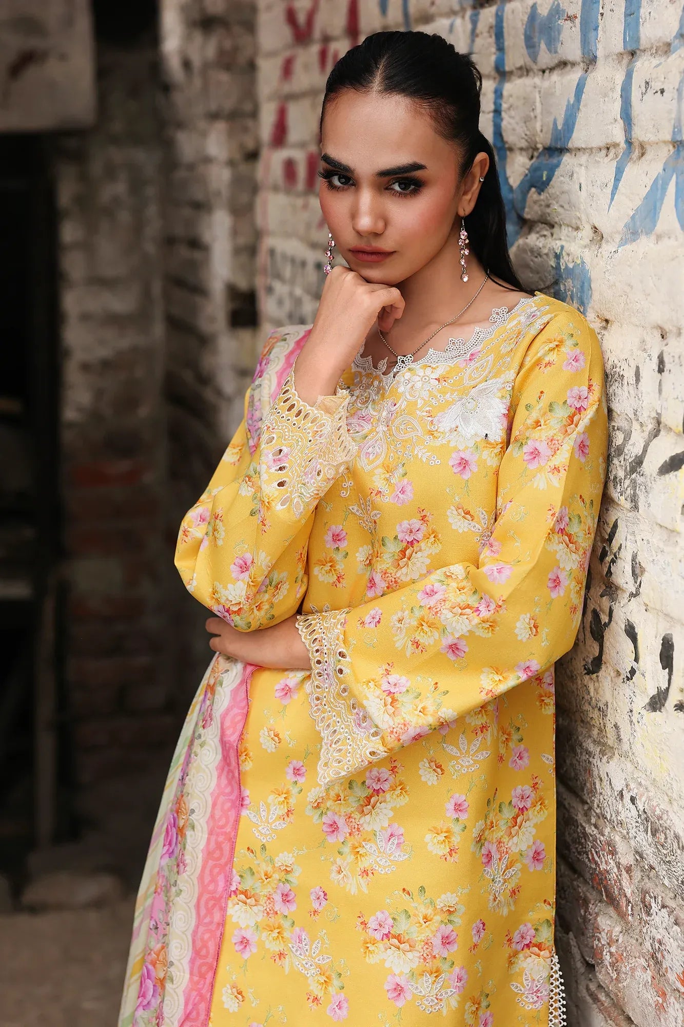 RAJBARI NISSA FLORAL SYMPHONY D-07