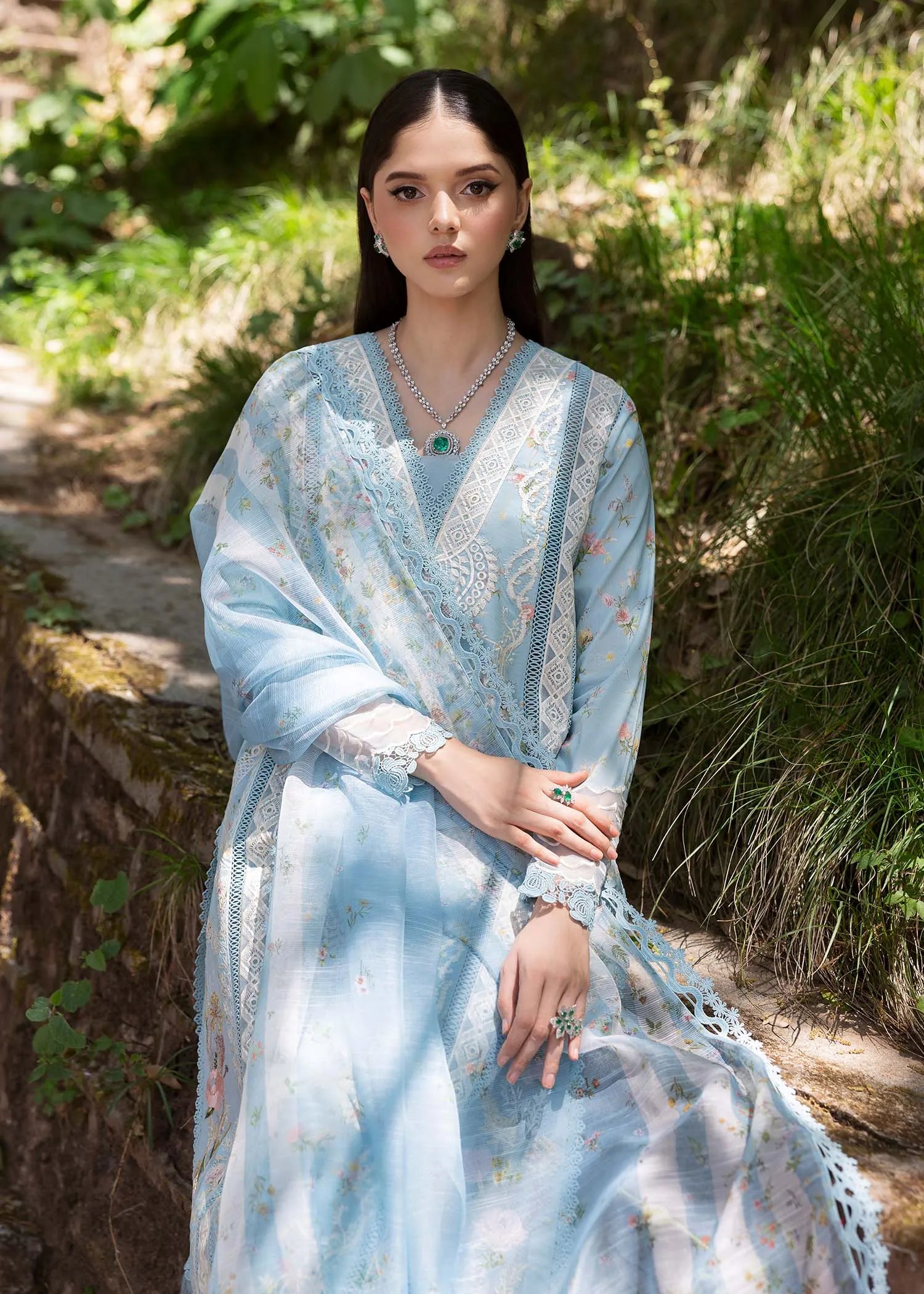 SAIRA SHAKIRA BLOOM D-08B