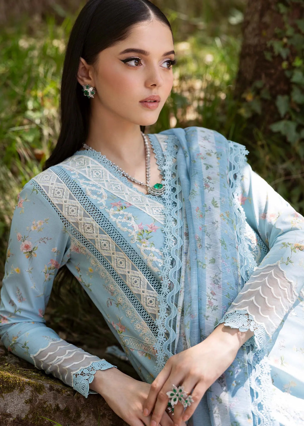 SAIRA SHAKIRA BLOOM D-08B