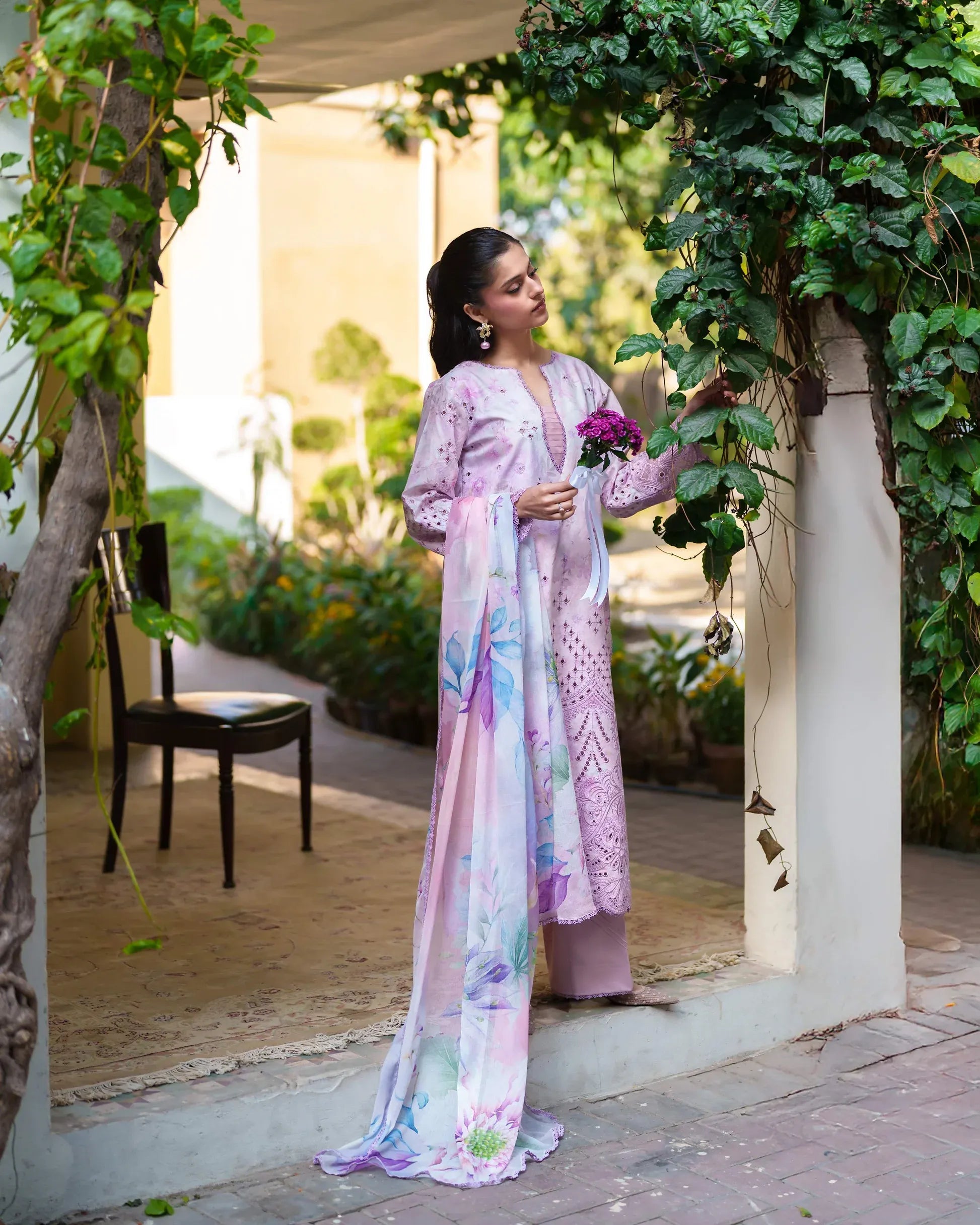 NEESHAY SUMMER PRINTNKARI MIRELLE