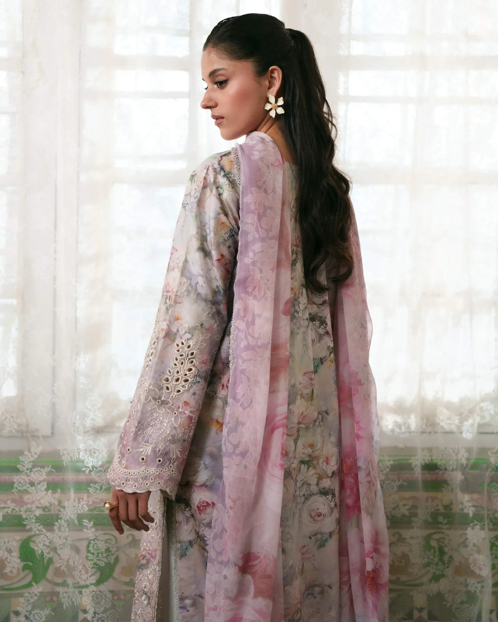 NEESHAY SUMMER PRINTNKARI BLUSHE