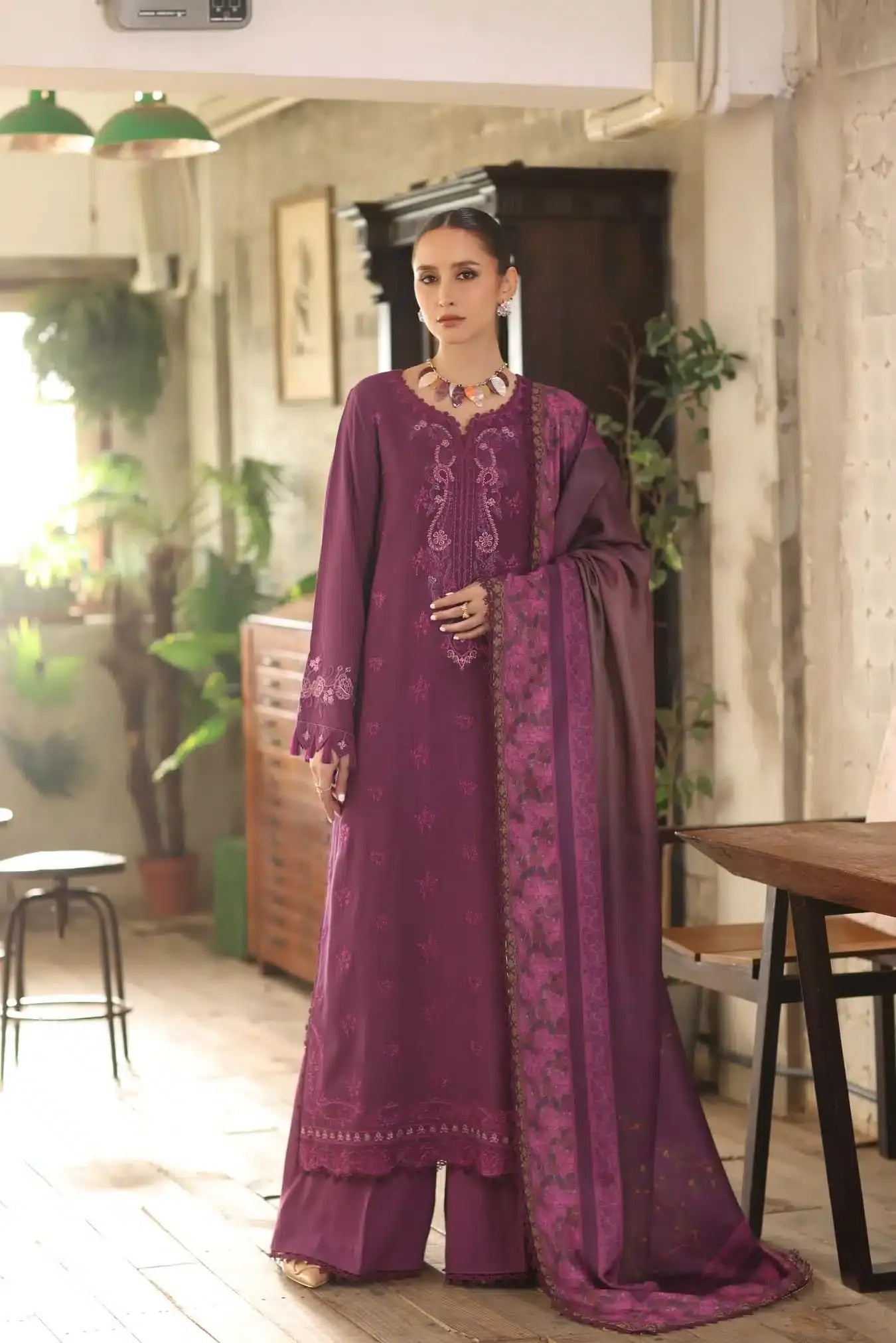 NOOR BY SAADIA ASAD D-08B