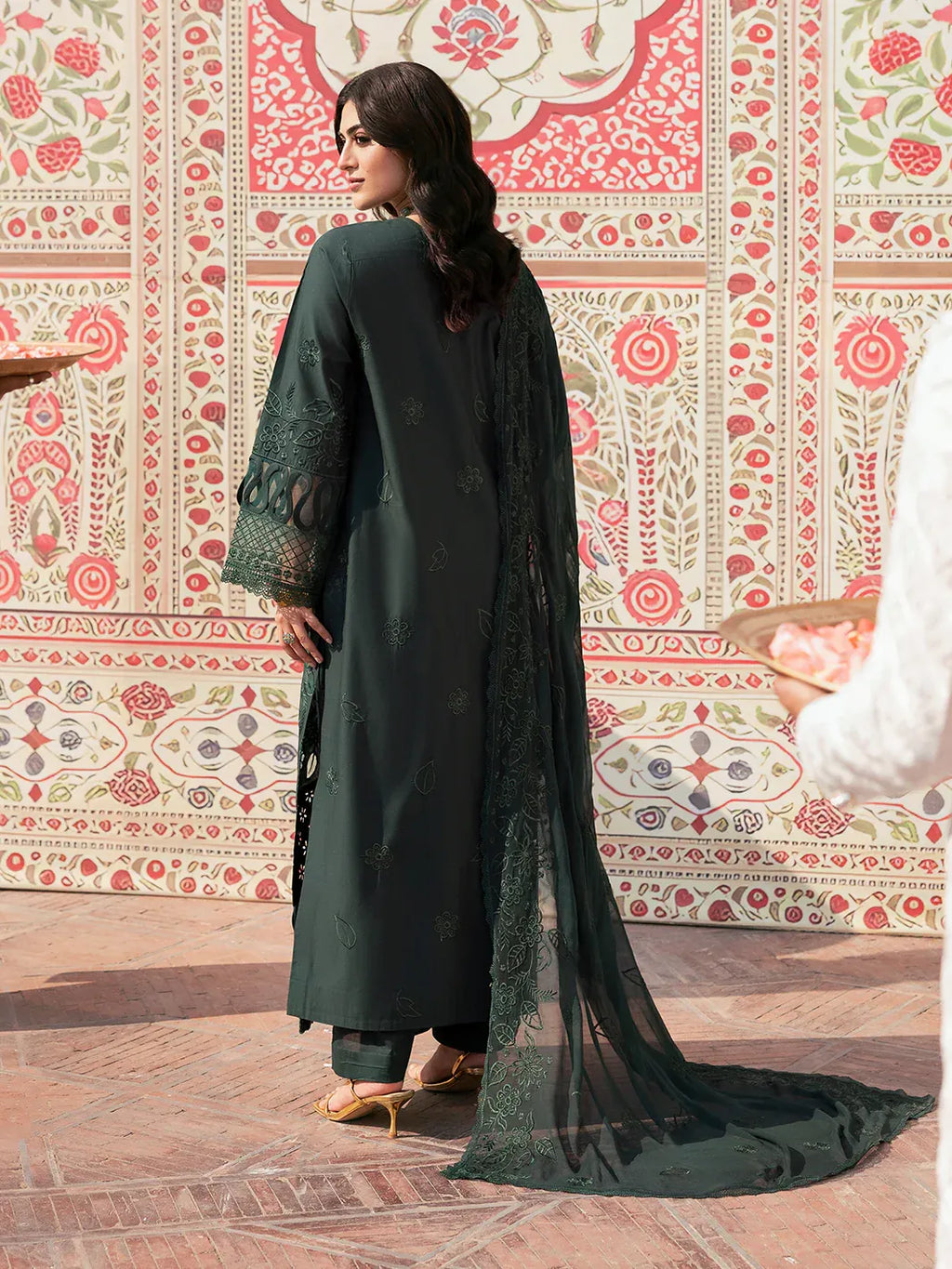 STITCHED BY CC D-01 HUSN E JAHAN 3PC