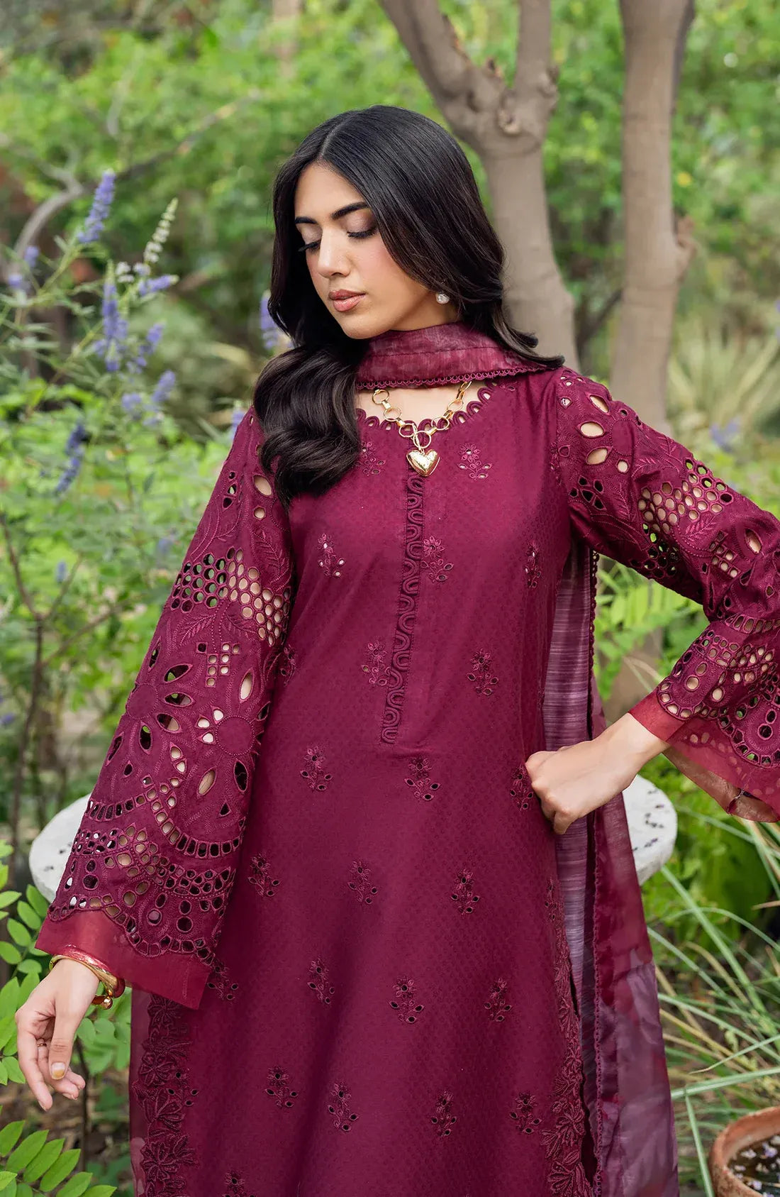 STITCHED BY CC D-01 ZARIF NURA  3PC