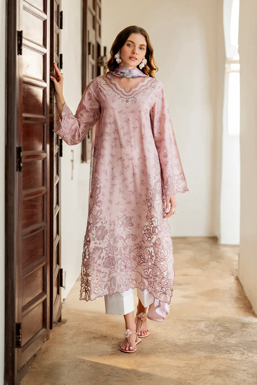 IZNIK SPRING SUMMER SS-05