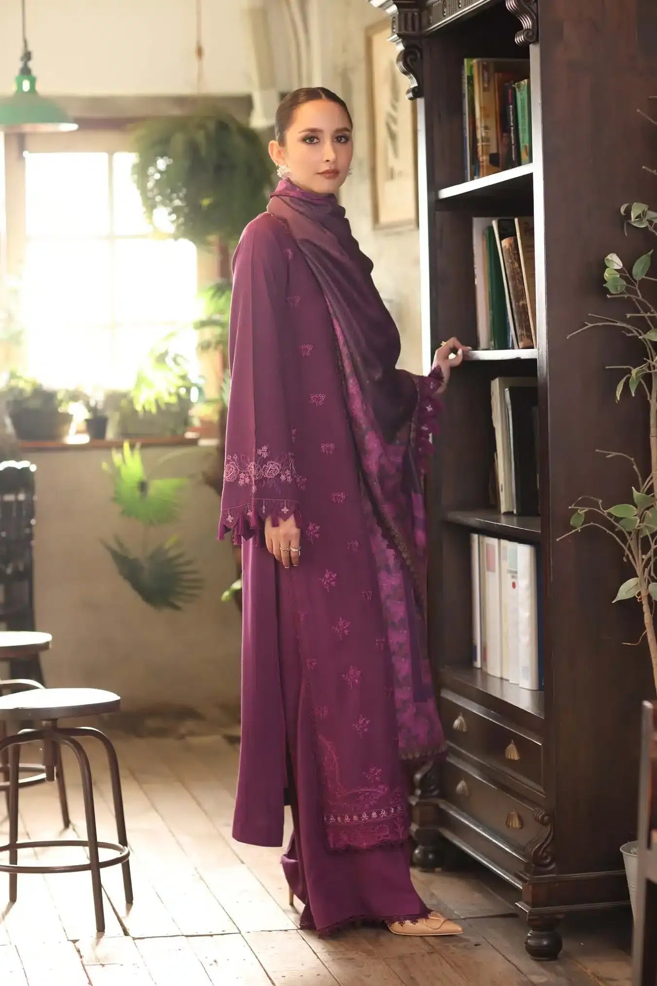 NOOR BY SAADIA ASAD D-08B