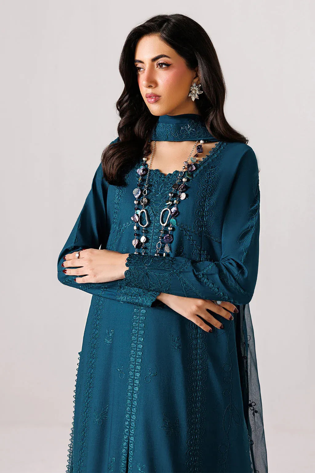 EMAAN ADEEL BEYOND BASICS SERENE 3PC
