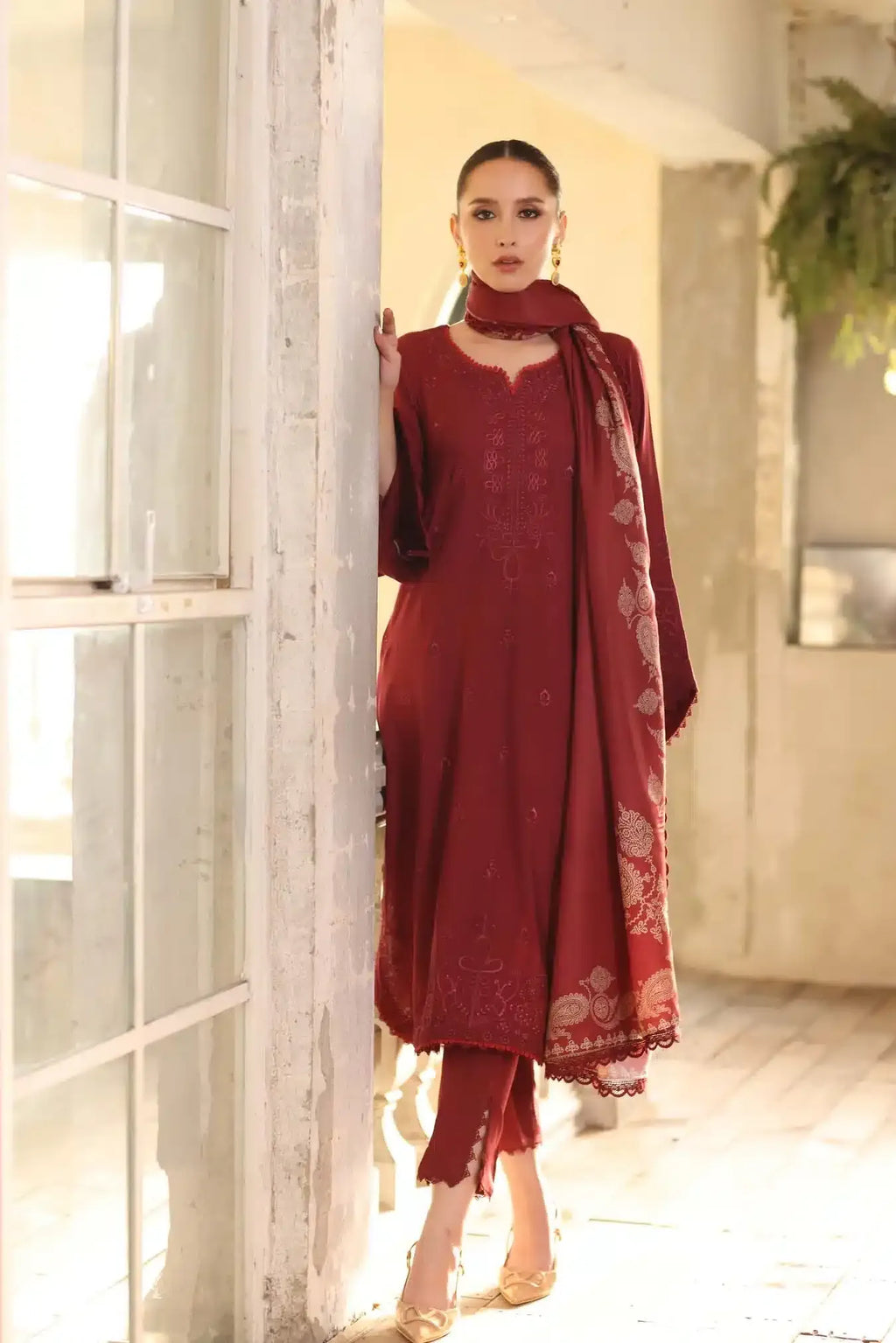 NOOR BY SAADIA ASAD D-09B