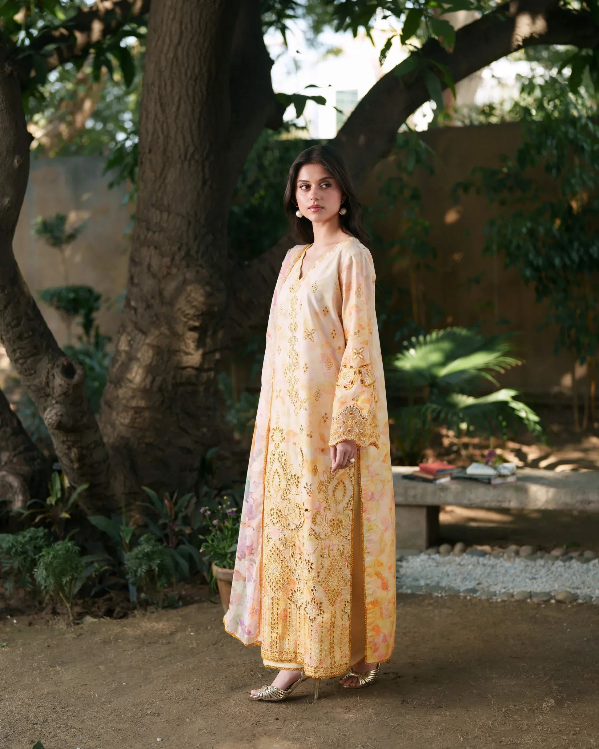 NEESHAY SUMMER PRINTNKARI SOLAYA
