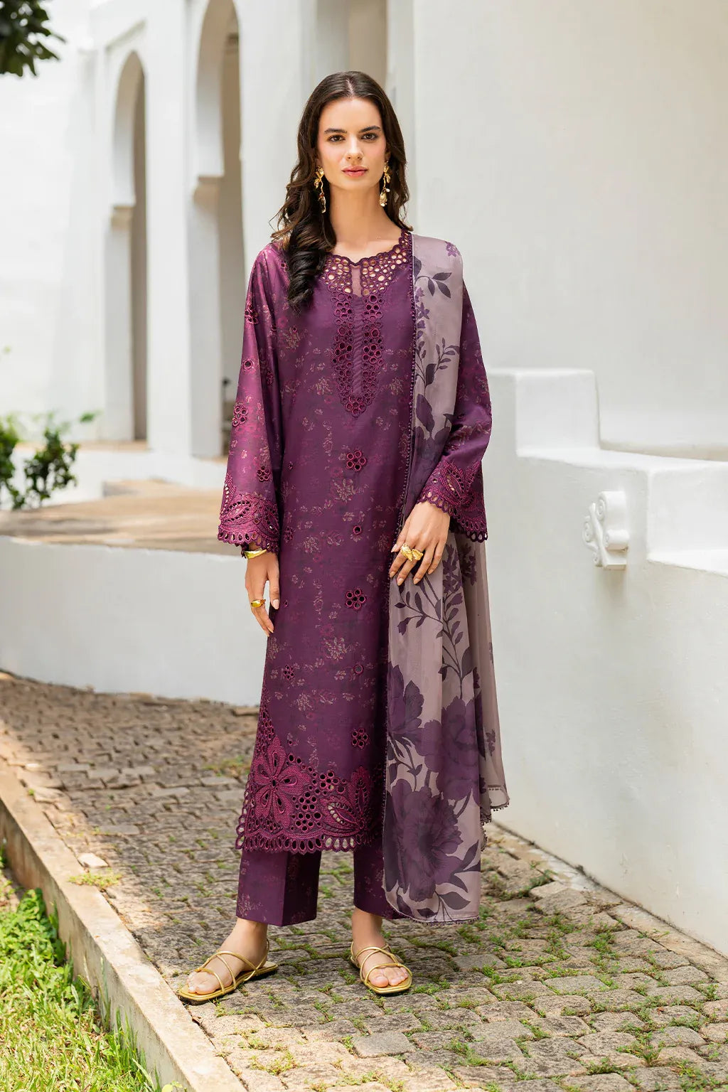 IZNIK SPRING SUMMER SS-08