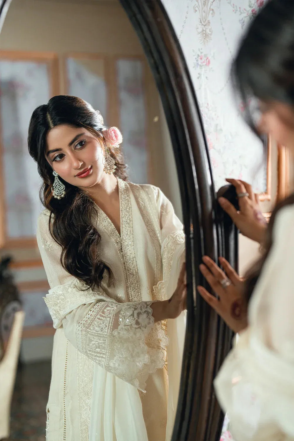 AZURE EID ENSEMBLES IVORY PETAL