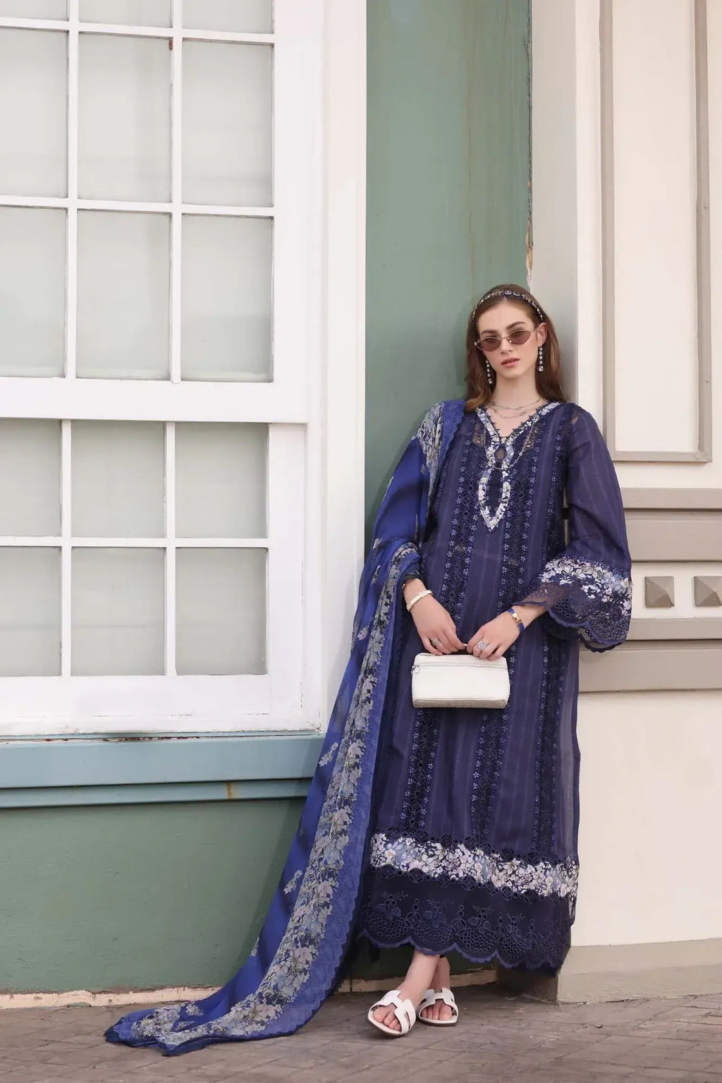 NOOR EID LUXE CHIKANKARI D-07