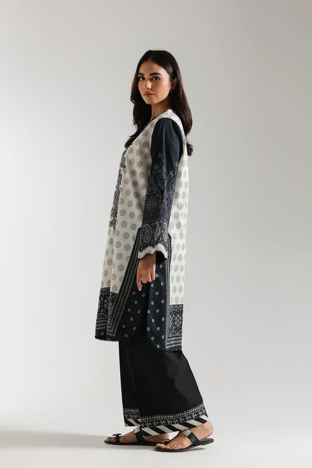 ETHNIC E0588-203-901 3PC