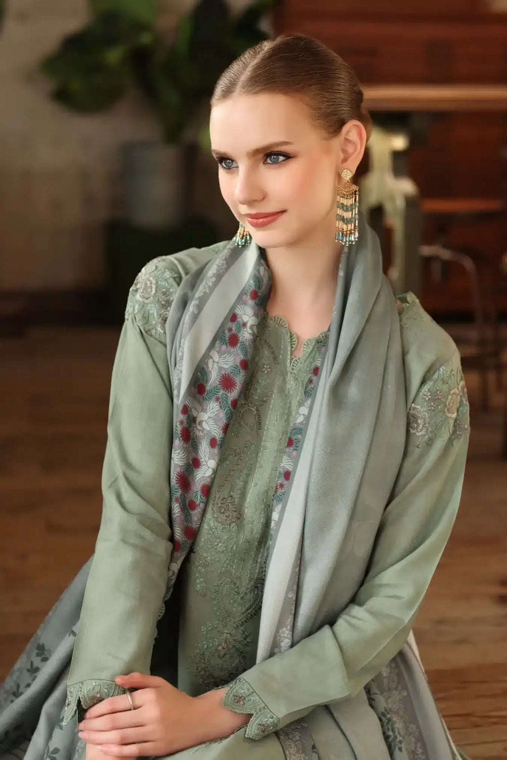 NOOR BY SAADIA ASAD D-08A