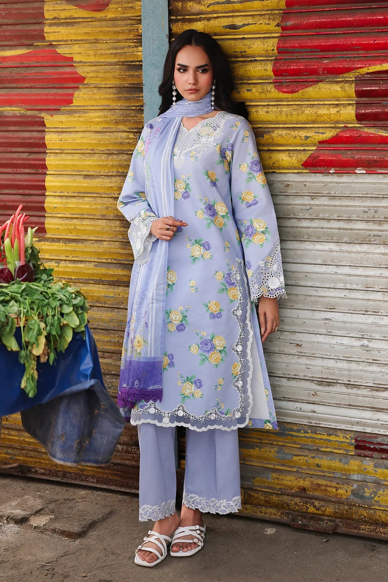RAJBARI NISSA FLORAL SYMPHONY D-09