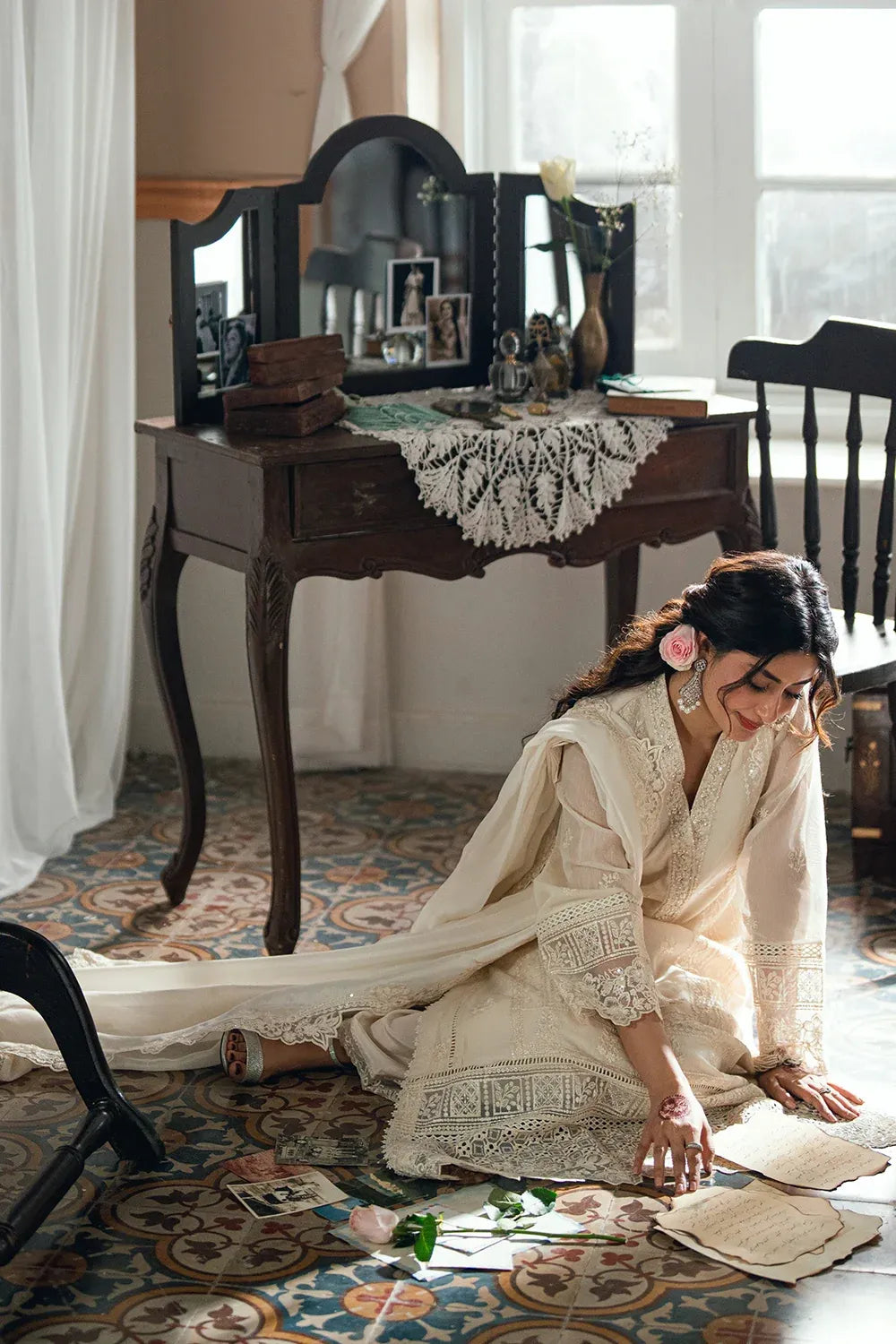 AZURE EID ENSEMBLES IVORY PETAL