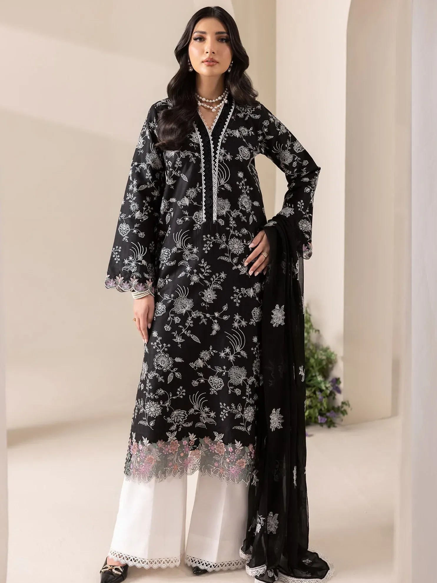 RAJBARI EXCLUSIVE EMBROIDERED CHIFFON D-10