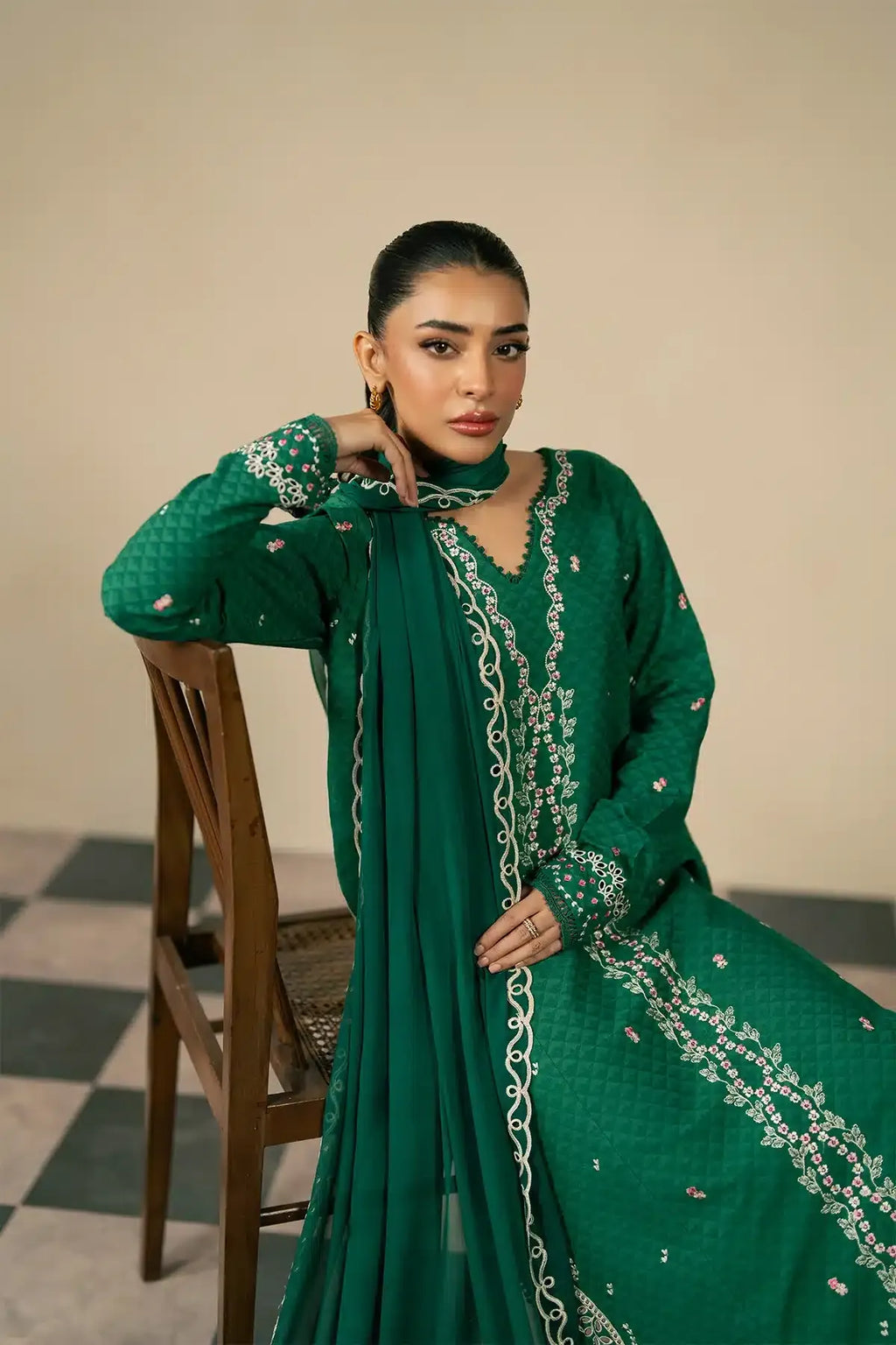 ZIVA PINE 3PC