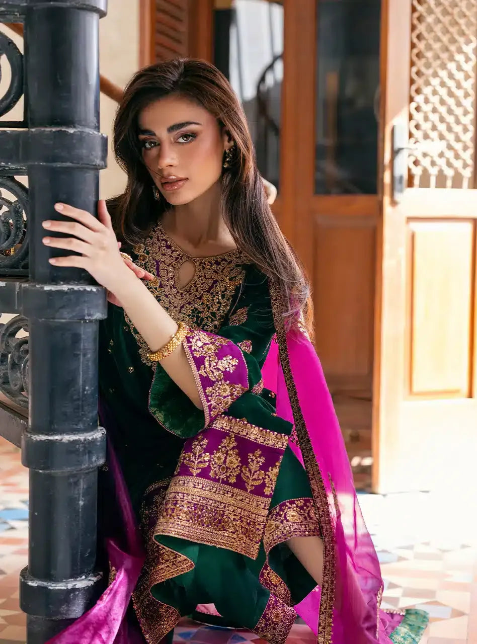 ESHA ZAINAB CHOTTANI <12