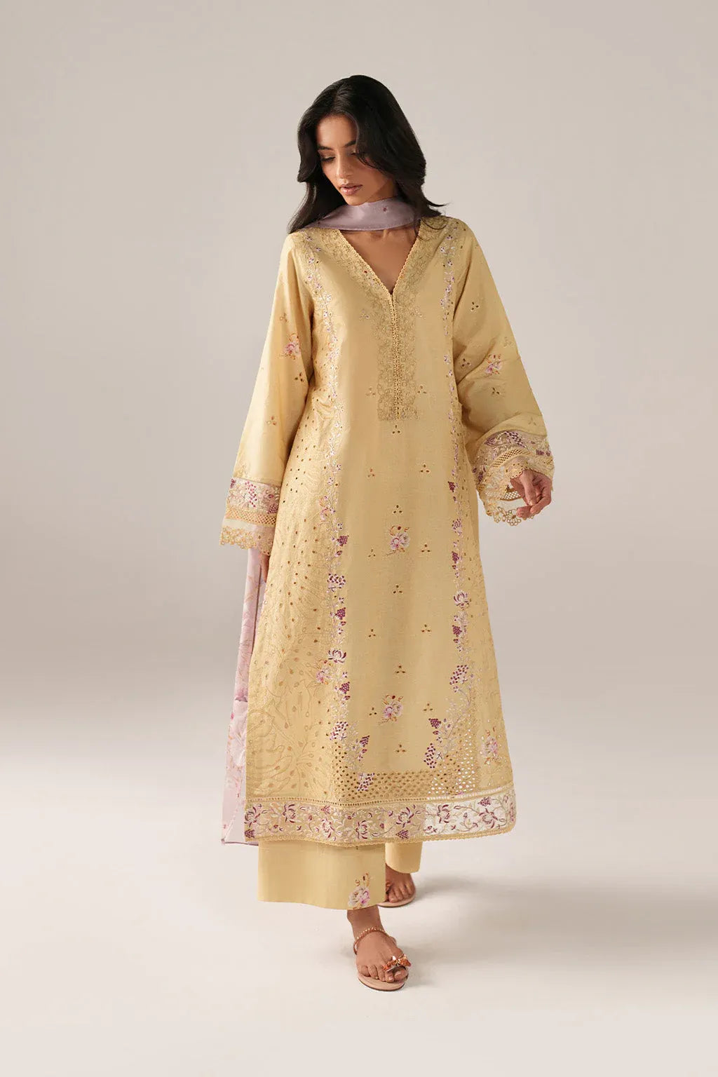 IZNIK SPRING SUMMER SS-11