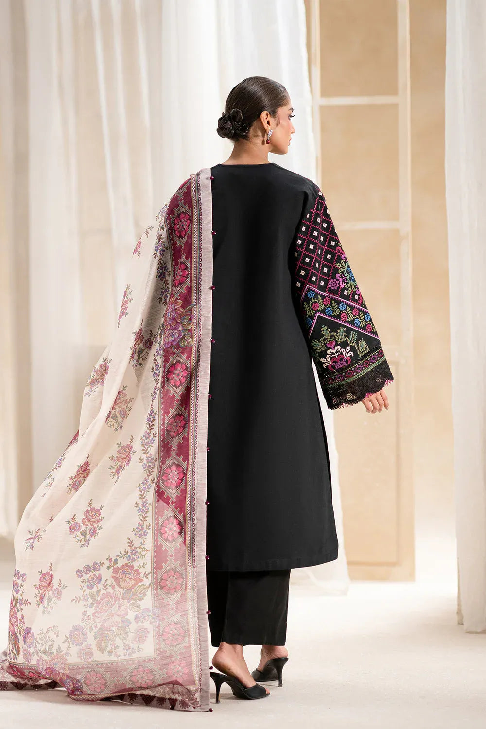 ETHNIC E0549-203-902 3PC