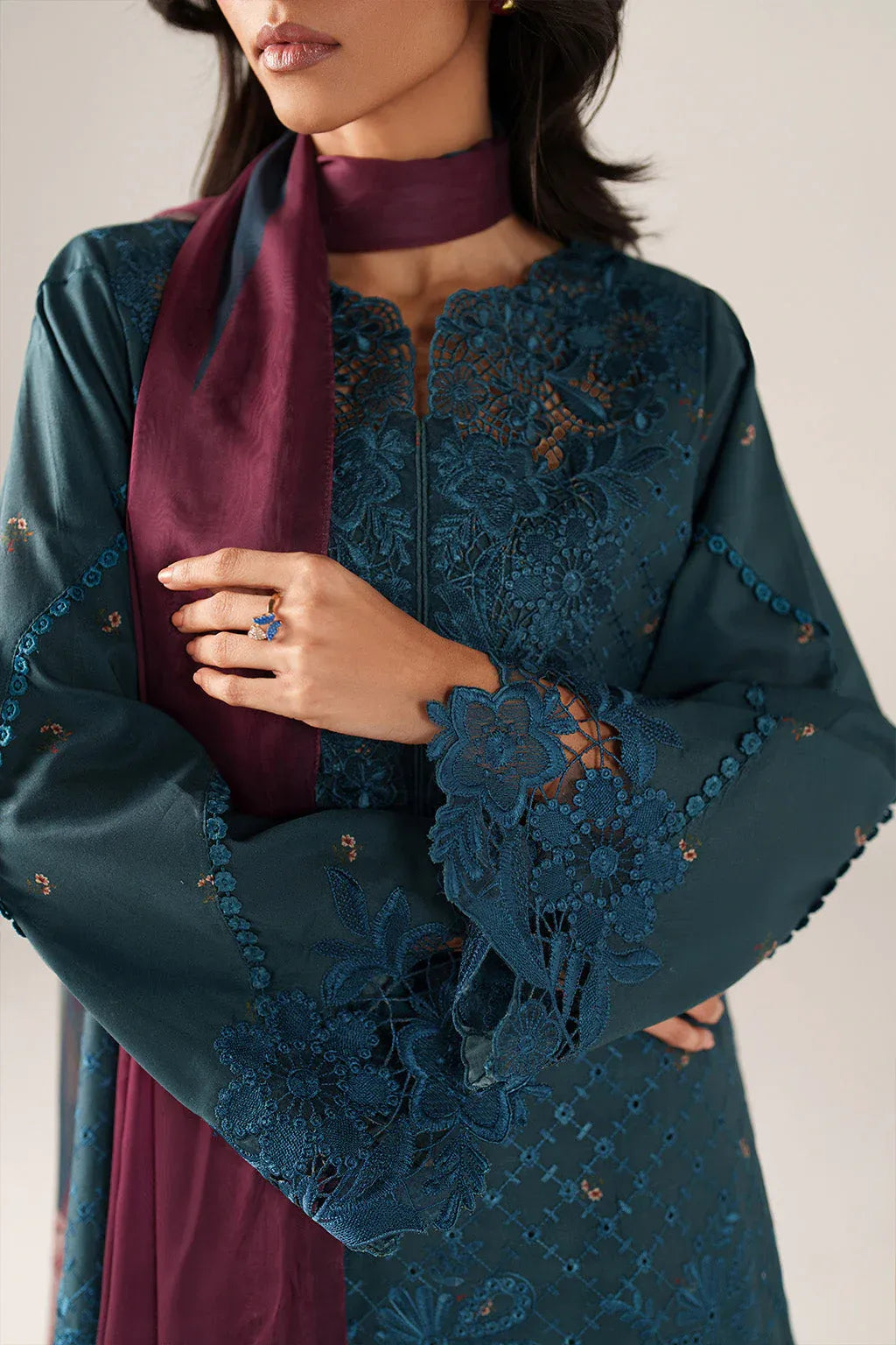 IZNIK SPRING SUMMER SS-10