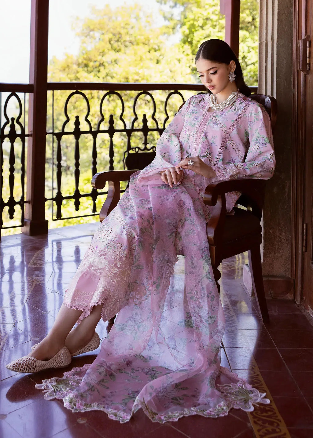 SAIRA SHAKIRA BLOOM D-05A